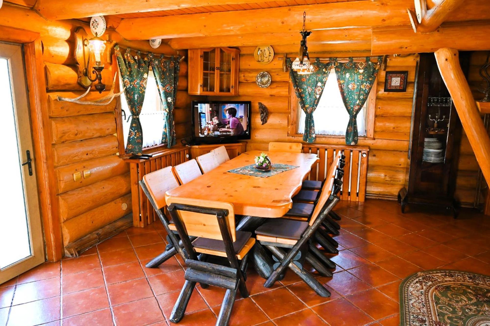 Casa De Lemn Villa Risnov Bagian luar foto