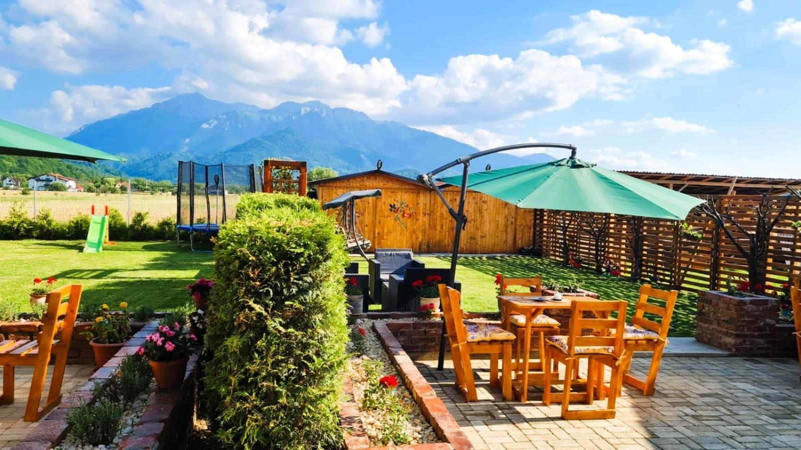 Casa De Lemn Villa Risnov Bagian luar foto