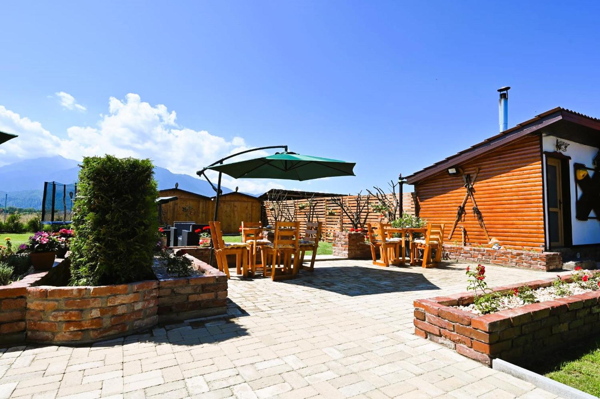 Casa De Lemn Villa Risnov Bagian luar foto