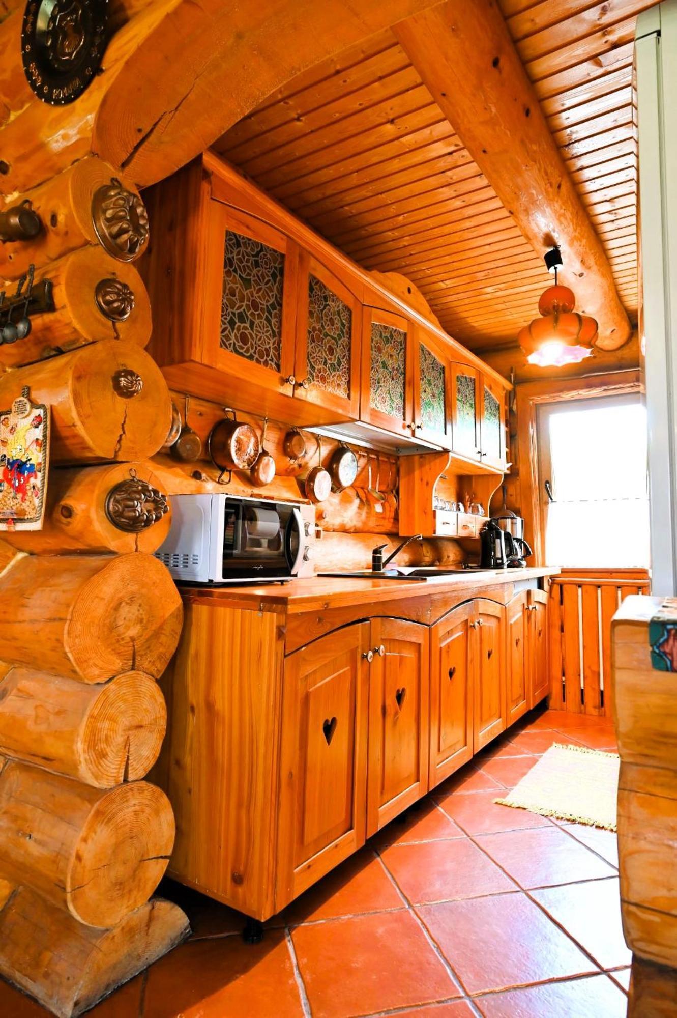 Casa De Lemn Villa Risnov Bagian luar foto